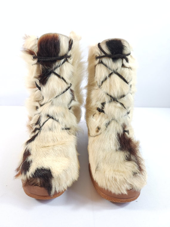 VTG 1970s Fur & Shearling Beige Ankle Boots, 8 Me… - image 2