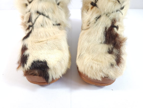 VTG 1970s Fur & Shearling Beige Ankle Boots, 8 Me… - image 3