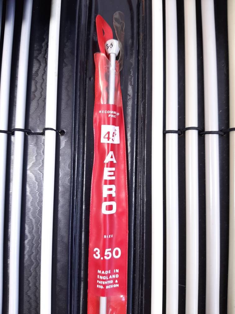 Vtg AERO Long Knitting Needles Set w/Brown Faux Leather Case Etsy