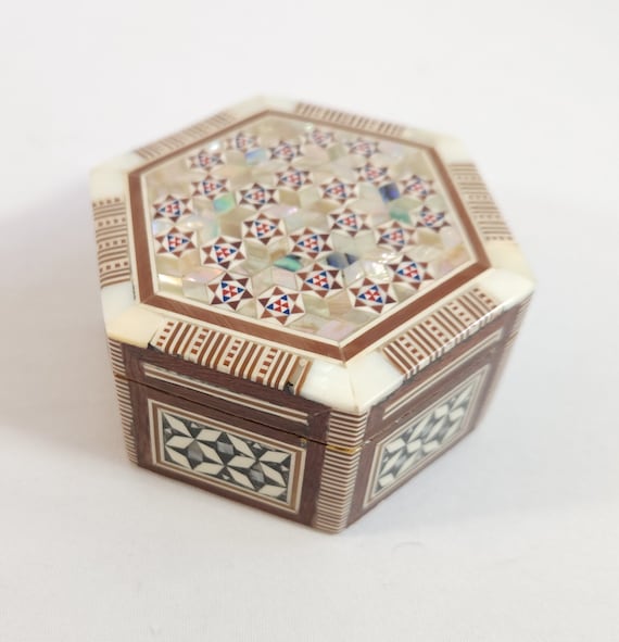 Vtg Inlaid Wood Mother of Pearl Mosaic Handcrafte… - image 1