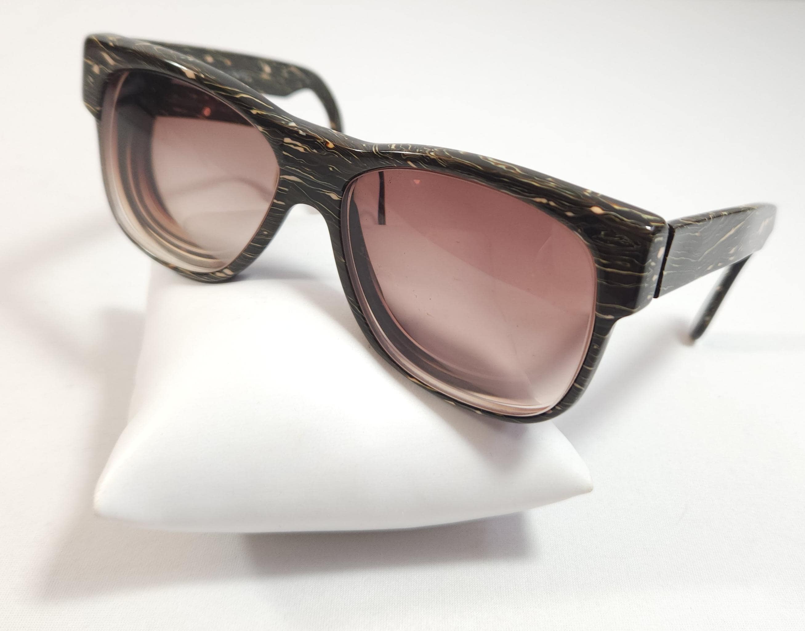 MIKLI SUNGLASSES BLACK ROSE GRADIENT Designer France Msrp $498 + 01_79778cf3-1c7f-4911-b5f6-  main image 4