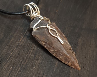 Dagger Style Arrowhead Pendant, Adjustable Length Cord Necklace 16-28 Inches Gift for Men or Women