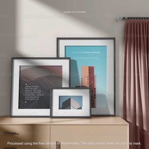 Tre svarta ramar | Interiör med solljus | Photoshop-rammodell PSD-mall | Canvastavlor | Minimalistiska mockups | Presentationsmockup