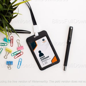 ID-kaarthouder, paskaarthouder, lanyard met zakje mockupset | Zakelijke witte kaart, stationaire kaart PSD reframe | Bedrijfsevenement-ID's