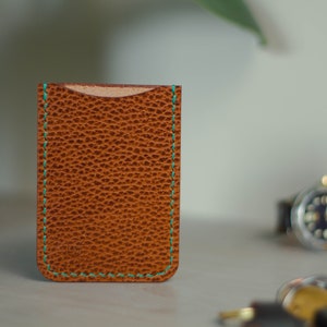 Deslizamiento de tarjeta de cuero marrón / Funda de tarjeta / Cartera de tarjeta delgada / Cartera de cuero / Tarjetero de cuero / Cartera minimalista / Cuero Dollaro