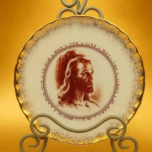Vintage Jesus Christ Plate: 22K Gold Edge Religious Deplay - Catholic Decor