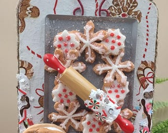 Handmade Gingerbread Cutting Board Decor. Cookie sheet Fake Bake / Rolling Pin accent, decorated w Icing.  Fun Holiday Decoration 9"