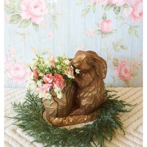 BUNNY & Cabbage Planter Table Decor. Elegant Gold Rabbit and  Cabbage w mini pink flowers. Small Greenery Wreath base Table or Shelf display