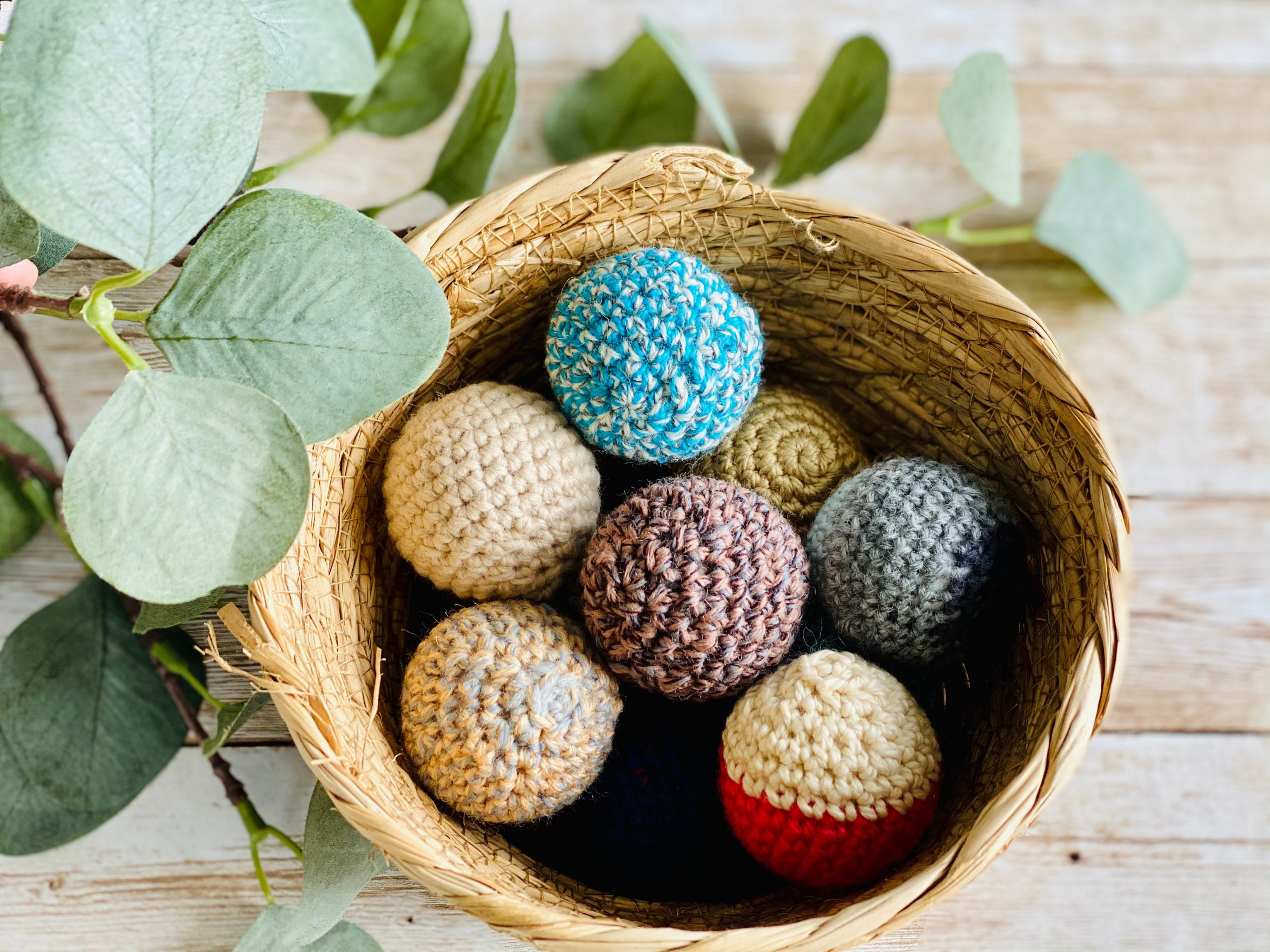 Montessori Inspired Crochet Baby Ball, Sensory Crochet Toy for Infant Motor Development, baby sensory ball, crochet baby gift for 0-6 months
