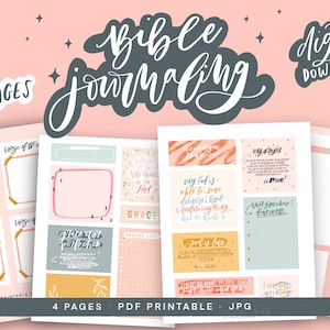 Może przedstawiać: Cyfrowe pobieranie stron do prowadzenia dziennika biblijnego. Projekt przedstawia miękkie różowe tło ze słowami "Bible Journaling" w stylu odręcznym. Strony zawierają miejsce na notatki, modlitwy i pisma, z różnorodnością kolorów i wzorów.
