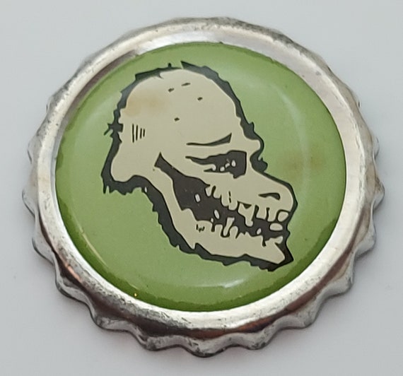 PUNK - corpse head, punk pin, punk badge Bottle Ca