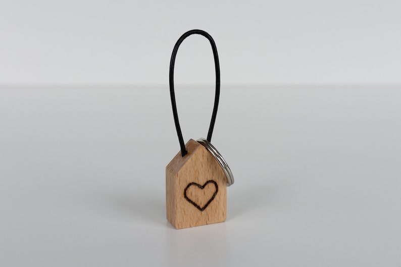 Customizable handmade mini wooden house-shaped keychain image 4