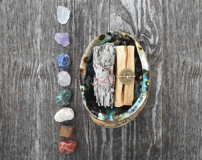 Palo Santo White Sage Healing Smudge Kit. Choose from 8 Crystals with Large Abalone Shell, White Sage, 3 Palo Santo and a I Ching Coin.