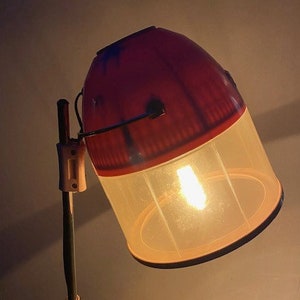 Retro outlet salon lighting