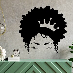 Calcomanía de pared para mujer hermosa, calcomanía de pared para niña, cita de salón de belleza, arte de pared para mujer africana, calcomanía de pared para niña, arte de poder femenino BET0029