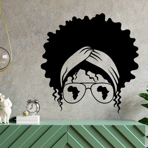 Calcomanía de pared para mujer hermosa, calcomanía de pared para niña, cita de salón de belleza, arte de pared para mujer africana, calcomanía de pared para niña, arte de poder femenino BET0030