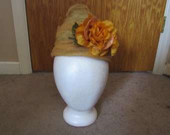 Vintage 1960s Yellow Cone-Shaped Flower Hat