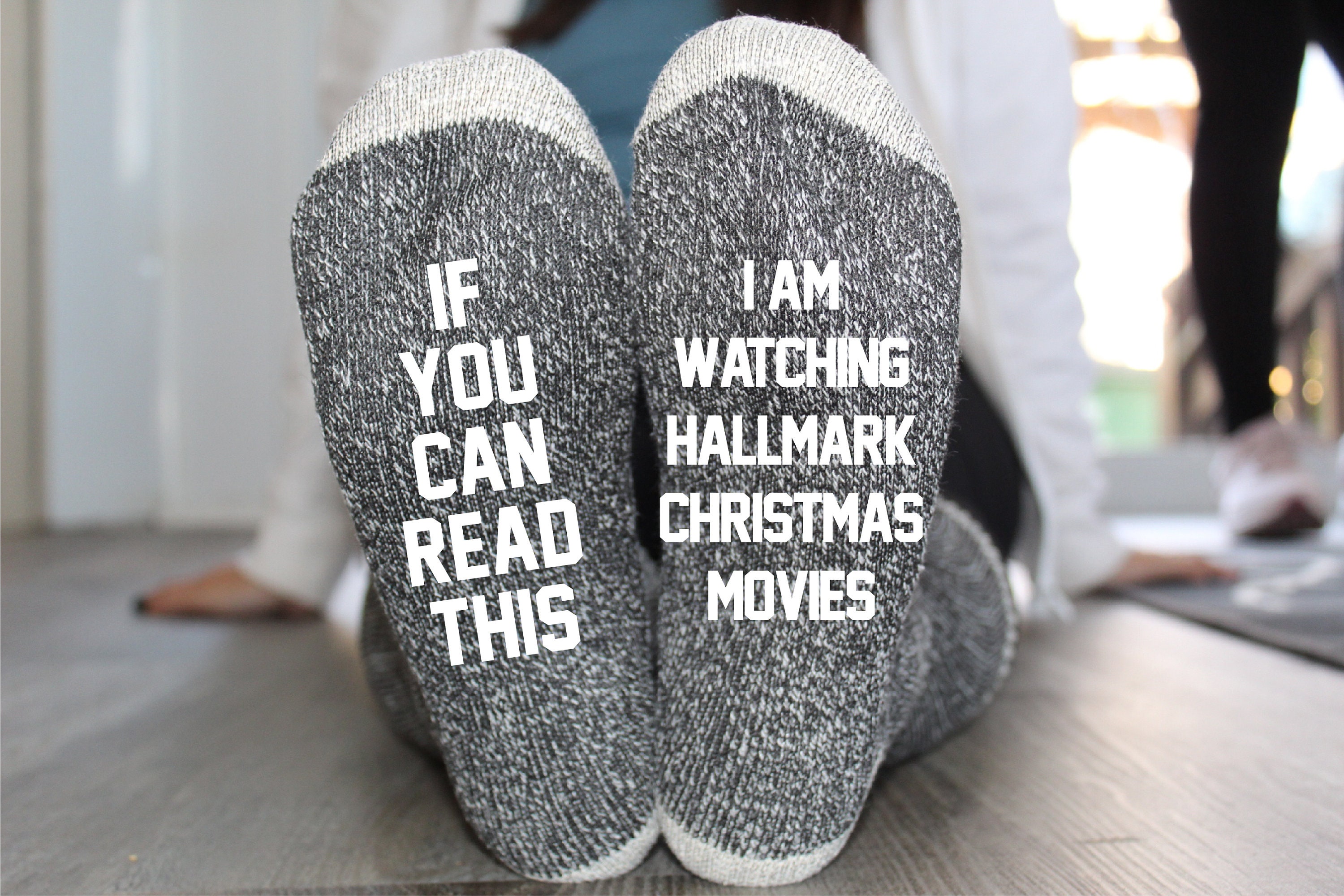 If You Can Read This I m Watching Hallmark Christmas Movies Unisex