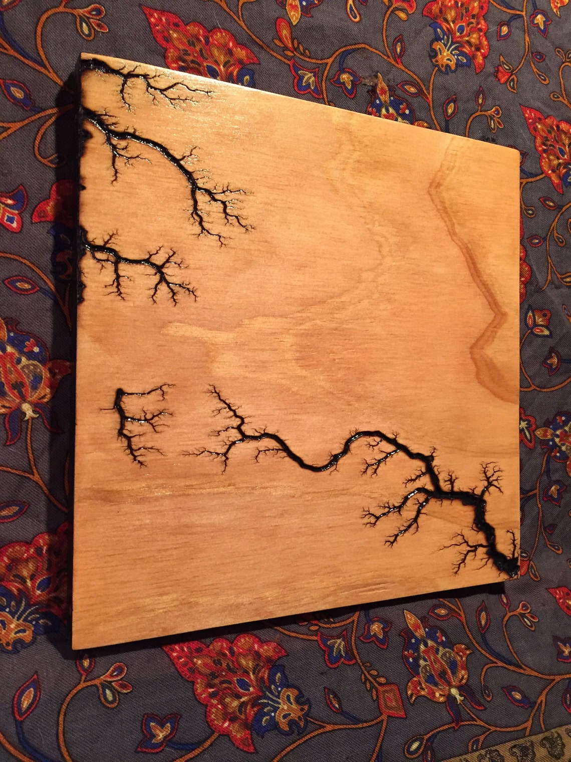 Techniques de gravure bois Lichtenberg : Guide complet