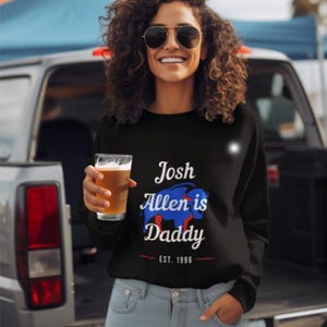 Buffalo Bills Sweatshirt FußballFan Bekleidung, Josh Allen Hoodie, Unisex NFL Rundhalsausschnitt, Spieltag Sweatshirt, SportsTeam Geschenk, gemütlicher Fan Pullover