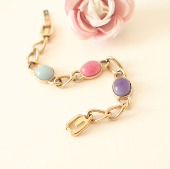 Vintage Givenchy bracelet, Gold tone, Lucite cabo… - image 1