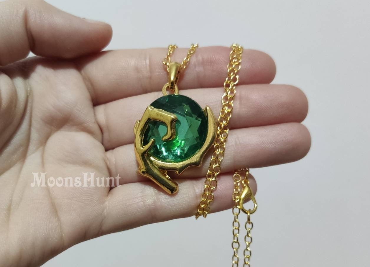Amazon.com: MEETCUTE Vintage Unisex Necklace,The Legend of Zelda Breath of  The Wild Sheikah Eye Dog Tag Necklace Cosplay : Clothing, Shoes & Jewelry