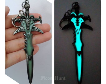 GLOW IN DARK Frostmourne Sword Keychain, Arthas Menethil, World of Warcraft Keychain, Wow Gift