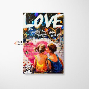 BANKSY WALL ART Banksy Niños Besándose Amor Romántico Obra Graffiti Wall Art Street Art Canvas Love Wall Art Regalos de relación de larga distancia