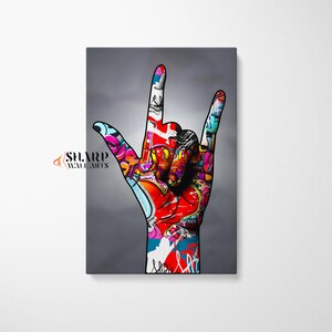 GRAFFITI WALL ART Banksy Graffiti Hands Cool Sign Unity Artwork Street Art Print, Modern Pop Art Wall Art Graffiti Art Victory Painting