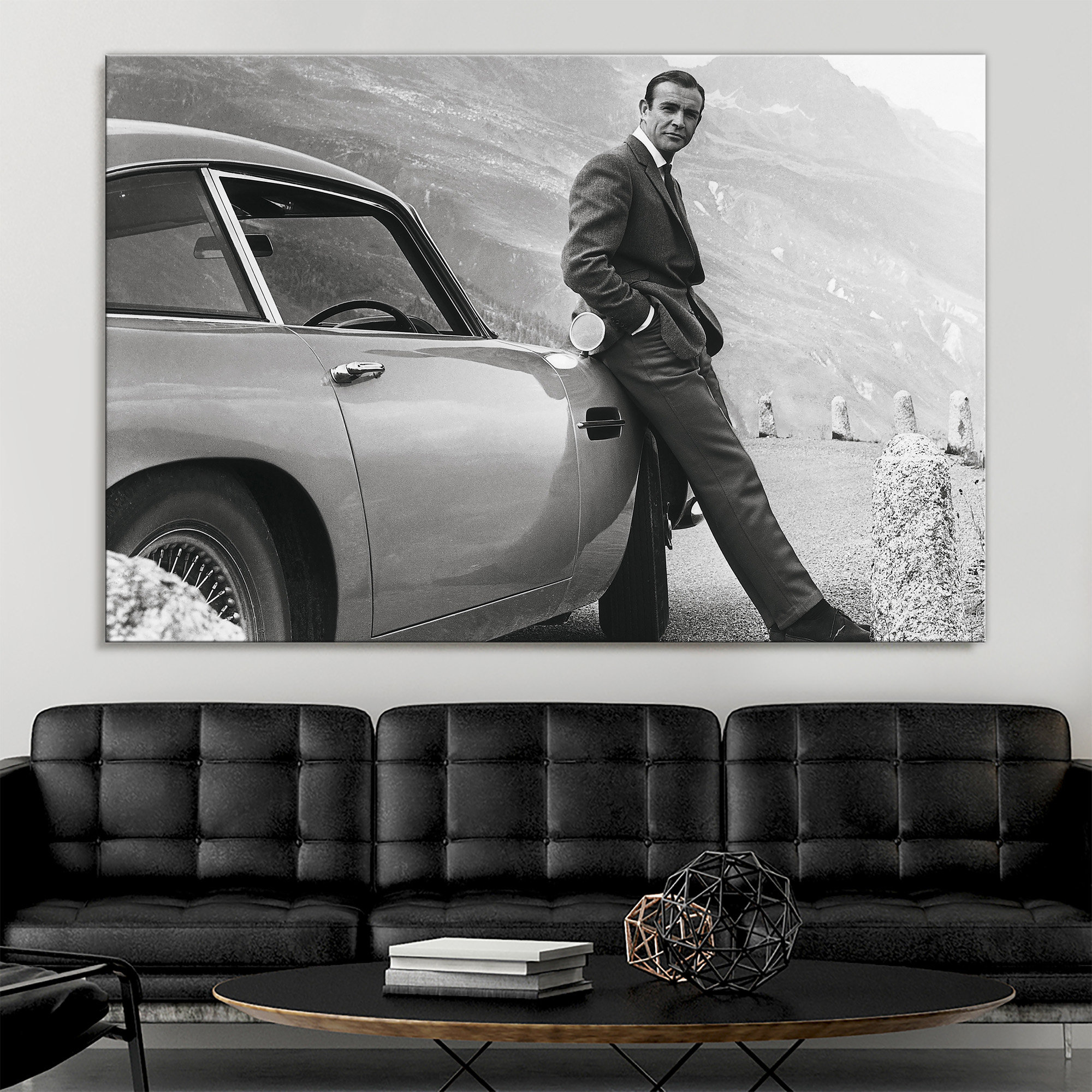 Affiche James Bond 007 Sean Connery Et Aston Martin DB5 - Reproduction Iconique 40x40 Cm