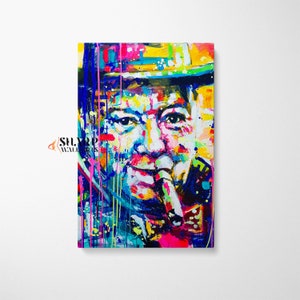 Pode incluir: Uma pintura abstrata colorida de um retrato de um homem com bigode, usando um chap&eacute;u e fumando um charuto. A pintura &eacute; feita em um estilo vibrante com respingos de rosa, azul, verde, amarelo e laranja.