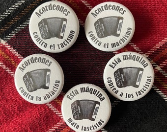 Botones de Acordeón en Español! Accordion Buttons in Spanish! "Acordeones contra el racismo"