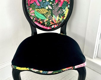 Emerald Elephants Noir Dining Chair