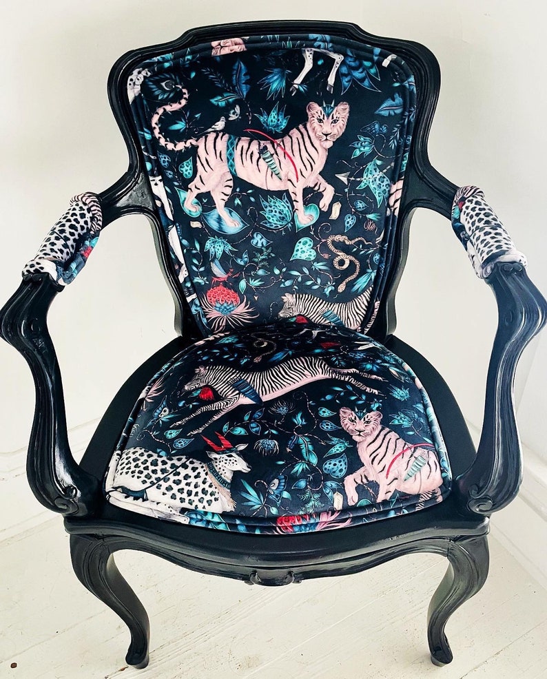 Jungle Enchantress French Armchair image 1