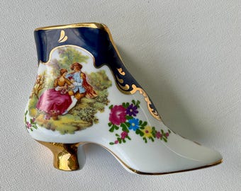 Vintage Porcelain Shoe Figurine / Fragonard Romantic Scene / Cobalt Blue and Gold Trim / Victorian Boot / Collectible Home Decor