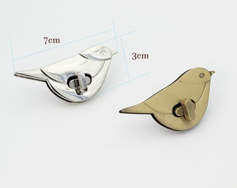 New style bag hardware twist lock, bird-shaped animal lock, twist lock bag hardware accessories, light gold color