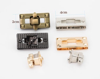 Bag hardware accessories: gold-colored die-cast twist lock, square insert lock, small-sized hardware accessories for bag and handbag locks