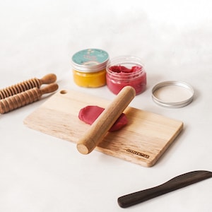 Conjunto de 5 ferramentas de brinquedo de massinha de modelar de madeira, kit de rolos de massa para massinha de modelar, faca de madeira e tábua de corte para massinha de modelar