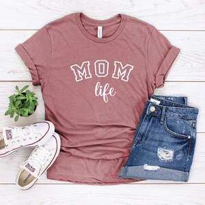 Mom Life SCRIPT Arch Unisex T-Shirt, Mom Shirt, Mom Shirt, Mom Gift, Mom Gift, Mom Shirts, Gift For Mom, Cool Mom Shirts, Mom Life Shirts