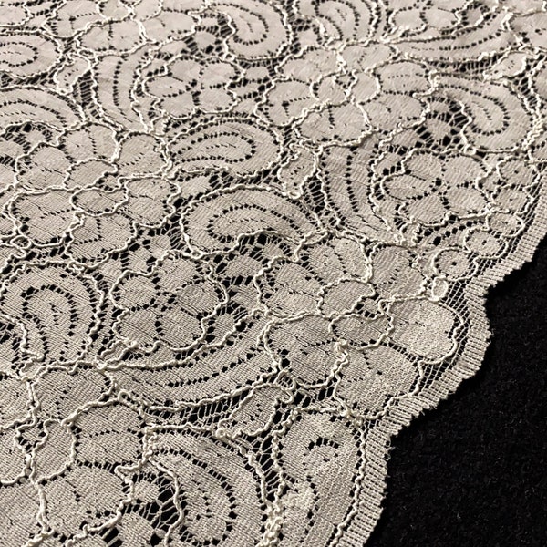 Venice Lace - Double Scalloped - IVORY / Off White - 50" Wide - Embroidered Antique Floral - Bridal / Wedding / Fabric by the Yard [F0738]