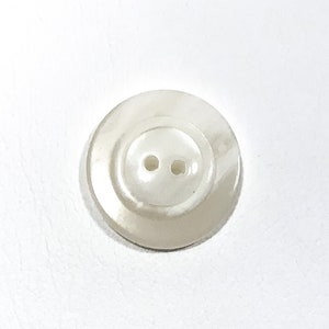 Set of Pearl Glassy 7/8&quot; Stacked Resin Buttons - 21mm | 34L - Thick / High Gloss - Translucent / Off White - 2-Hole Vintage Buttons [B800]