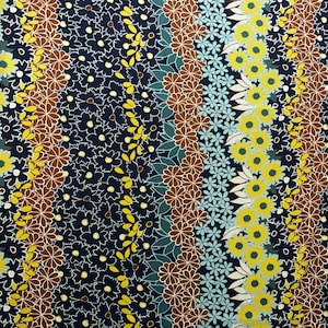 Flower Garden Randig Toppviktskräppe: 136 cm brett klädtyg säljs per meter bild 5