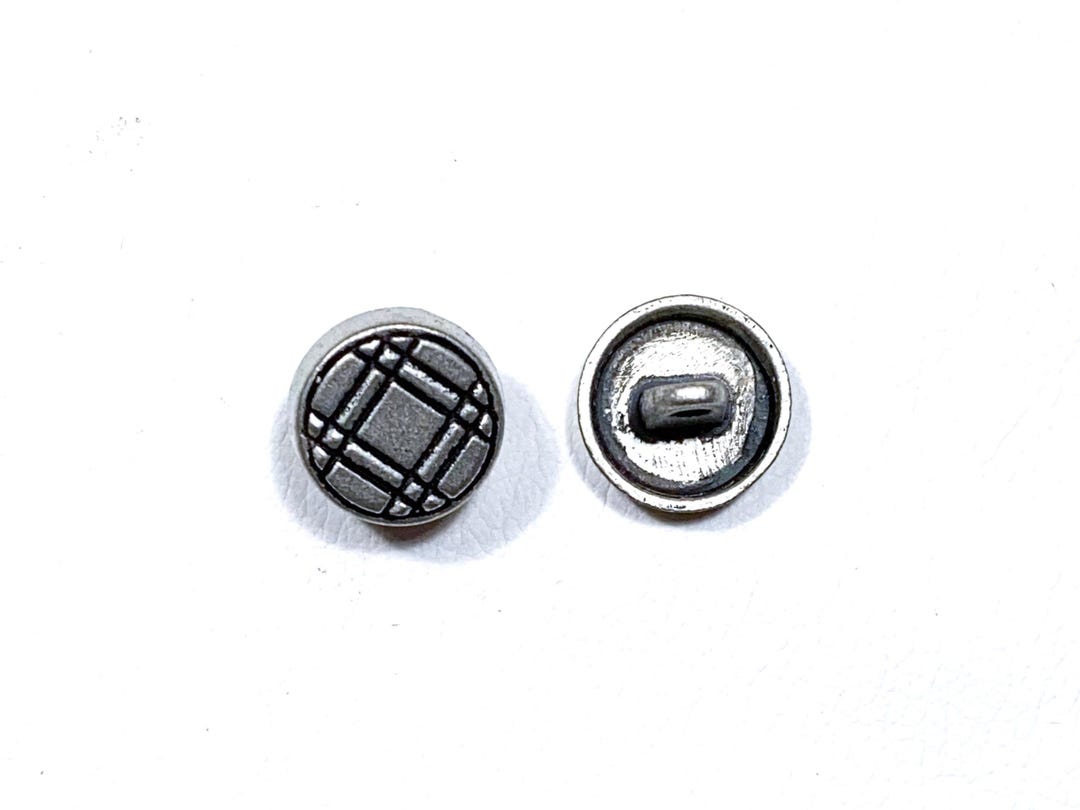 15mm PLAID Cast Metal Button: 5/8