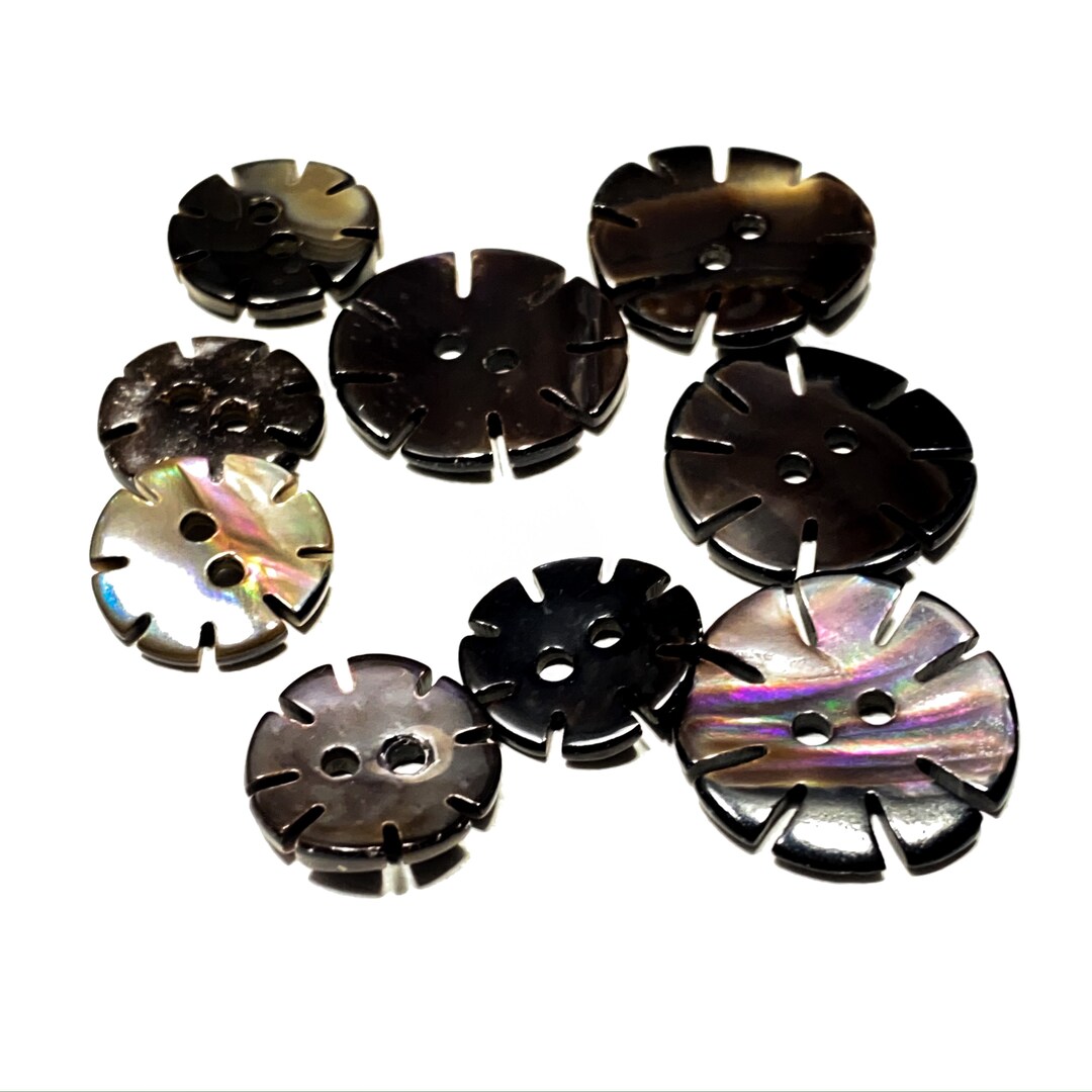 Set of 12 Mussel Shell Buttons: 5/8