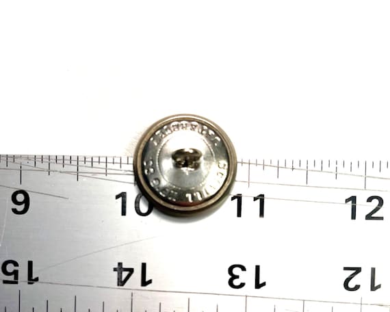 22 mm 1860年代 SCOVILL MF'G Co. アンティーク メタルシャンクボタン