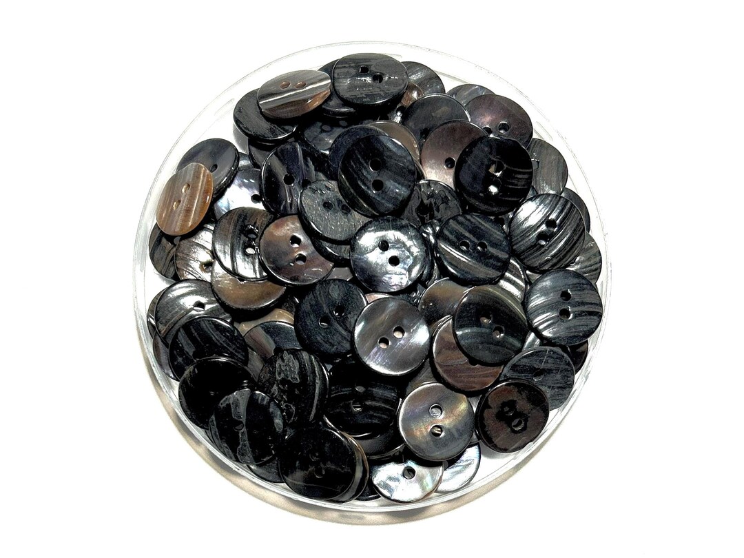 15mm Mussel Shell Buttons: 5/8