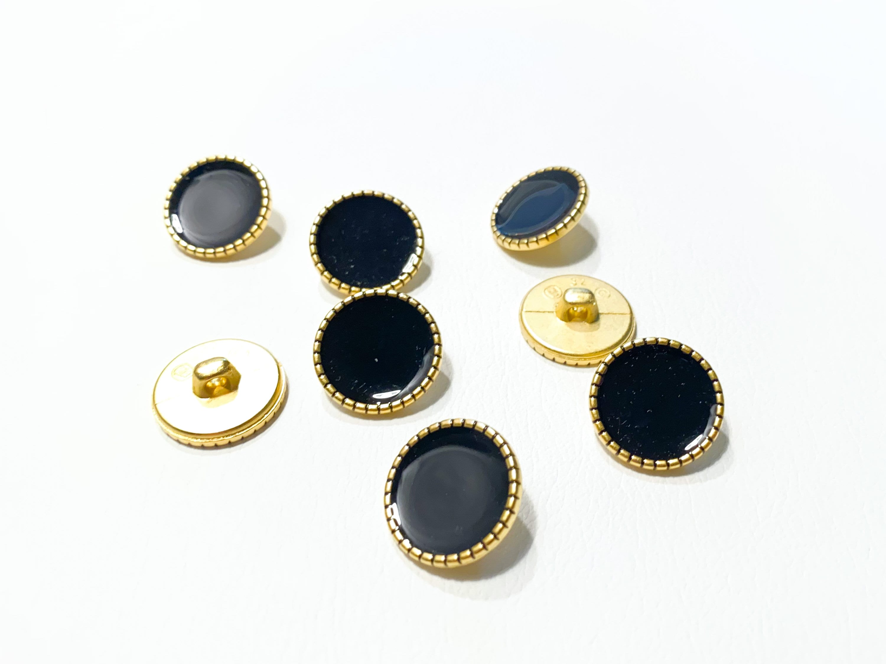Lot De 20 Boutons Militaires Dorés Vintage - Diamètre 20mm, Années 50/60, Métal Doré
