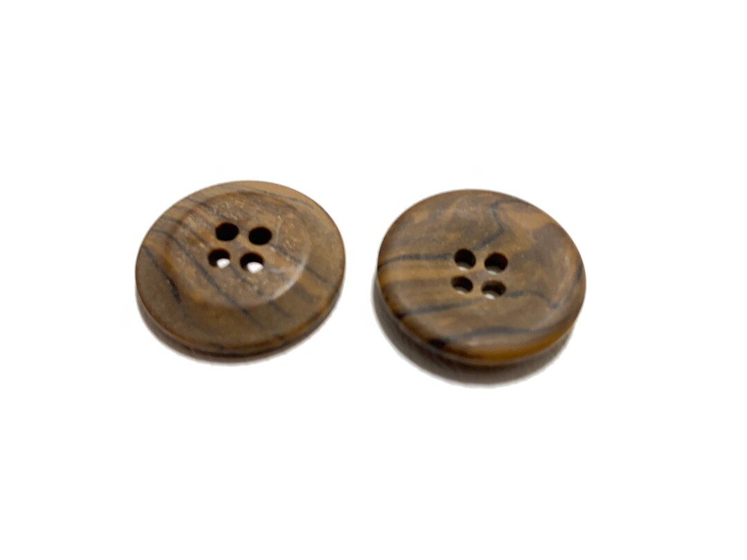 20mm Layered Wood Stripe Buttons: 13/16