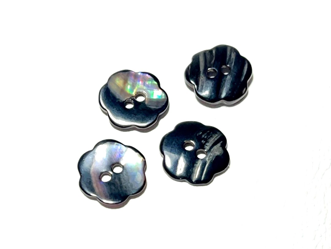 15mm Mussel Shell Carved Flower Buttons: 5/8