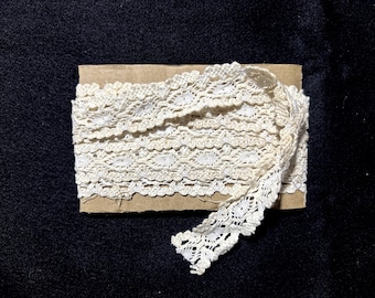 2.5 YDS Cotton Macrame Lace Trim Lot: 1" Wide Scalloped Eyelet Vintage Deadstock (Sold As Is)